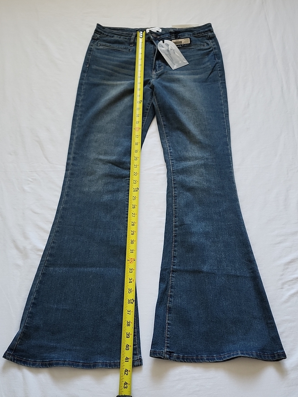 NWT Kendall & Kylie High Rise Flare Jeans Size 9/10 (Read Tag Notes) - Picture 16 of 16